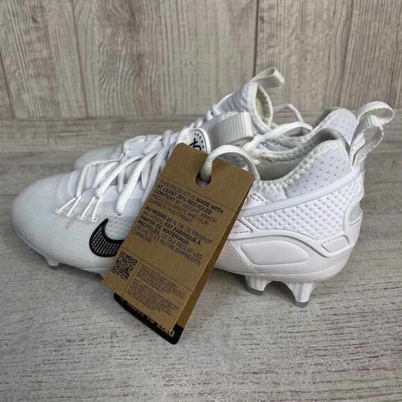 Athletic_Shoes